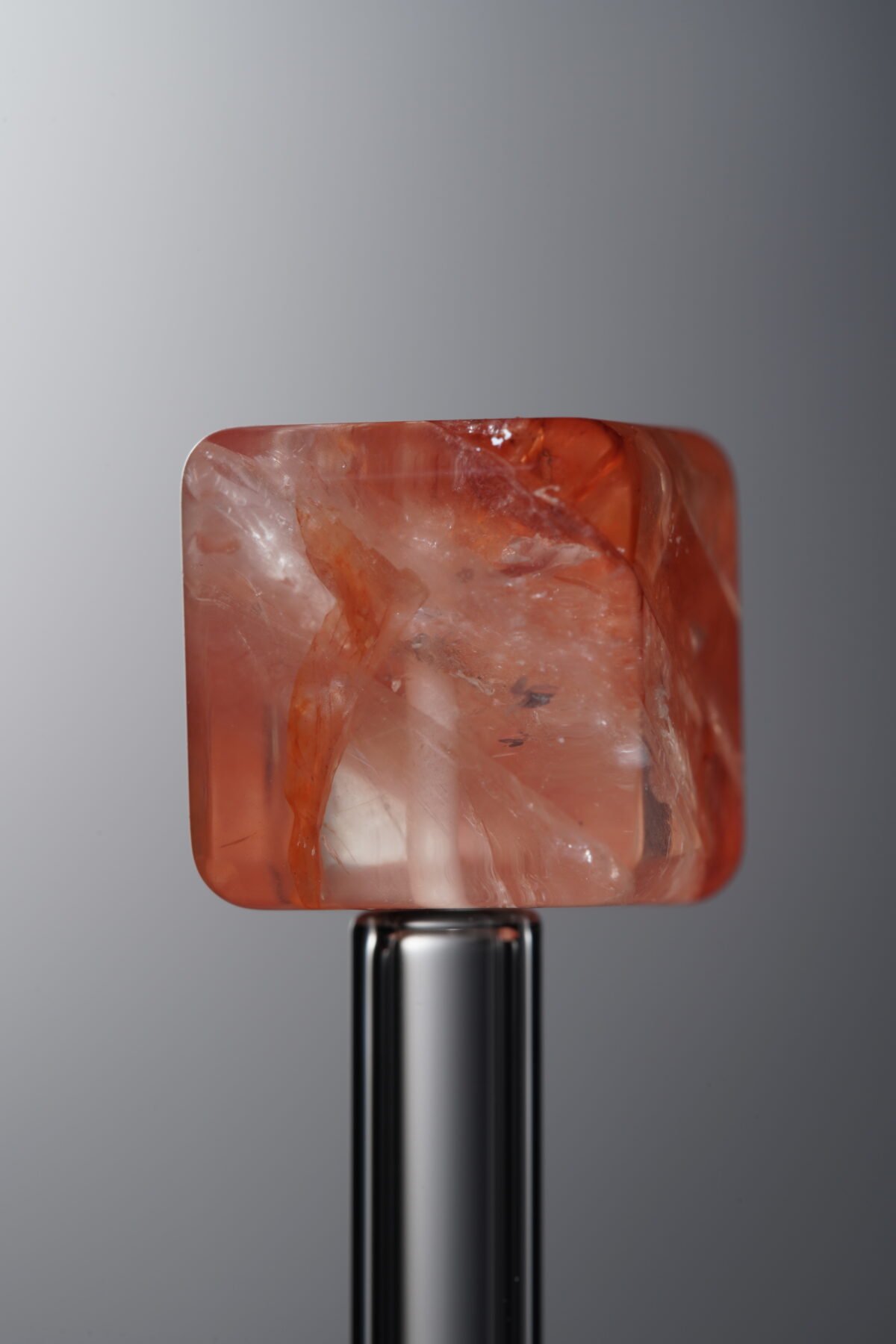 Crystal-Red-Cube-12mm - Image 4