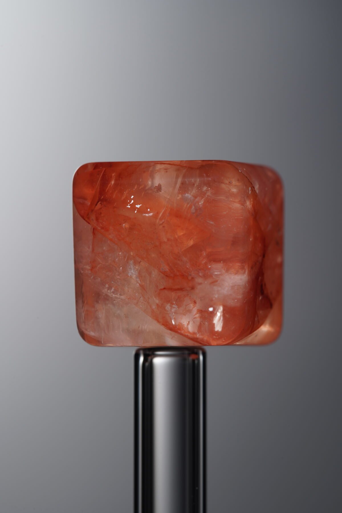 Crystal-Red-Cube-12mm - Image 2