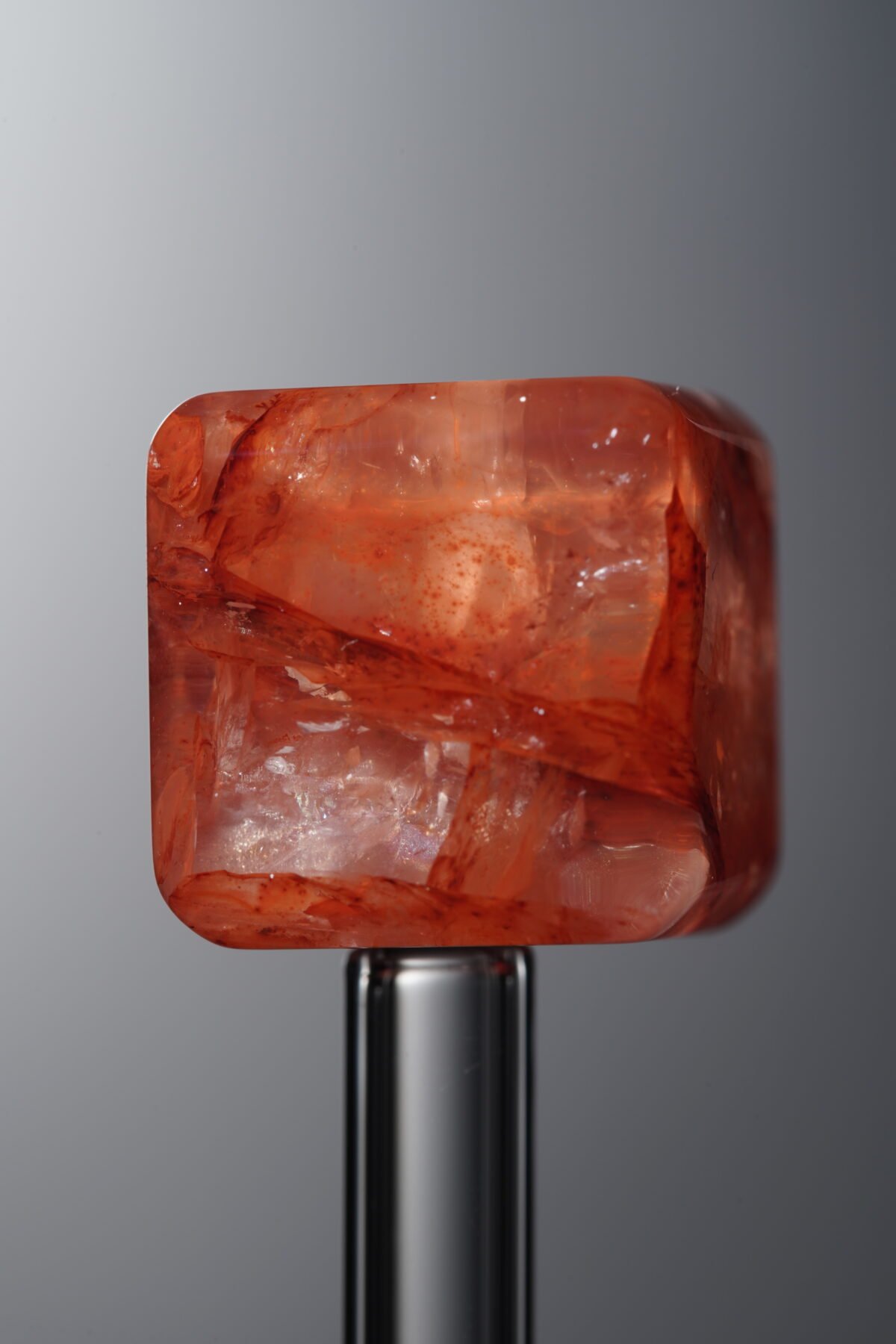 Crystal-Red-Cube-14mm - Image 1