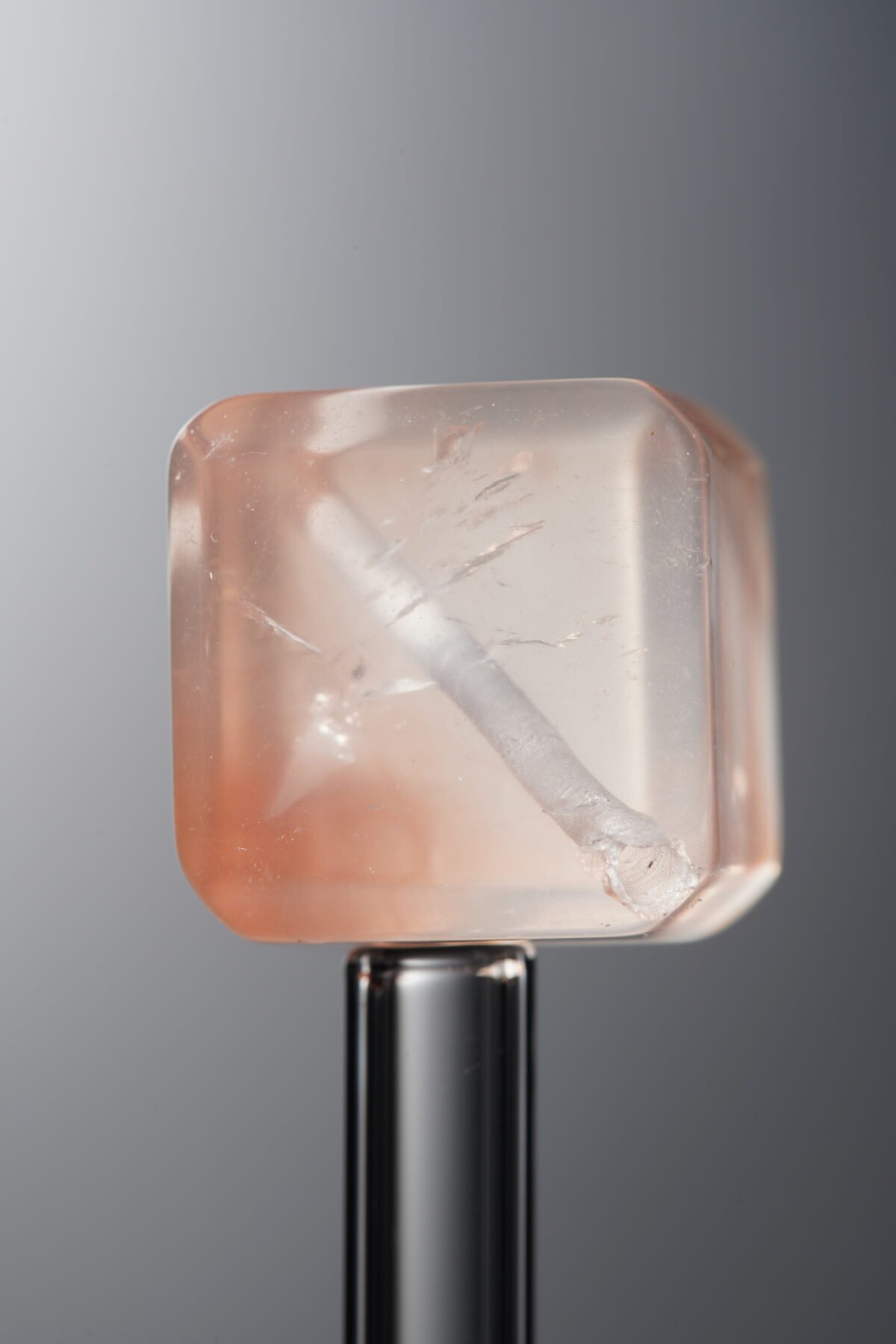 Crystal-Red-Cube-14mm - Image 2