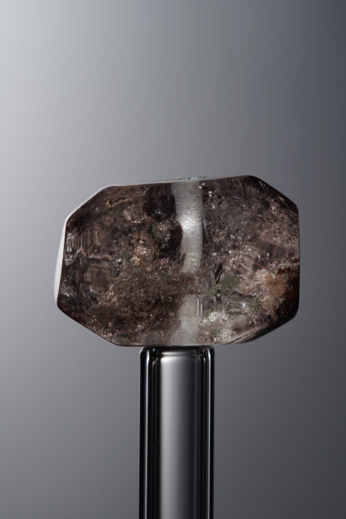 Crystal-Red-Freeform-16mm - Image 2