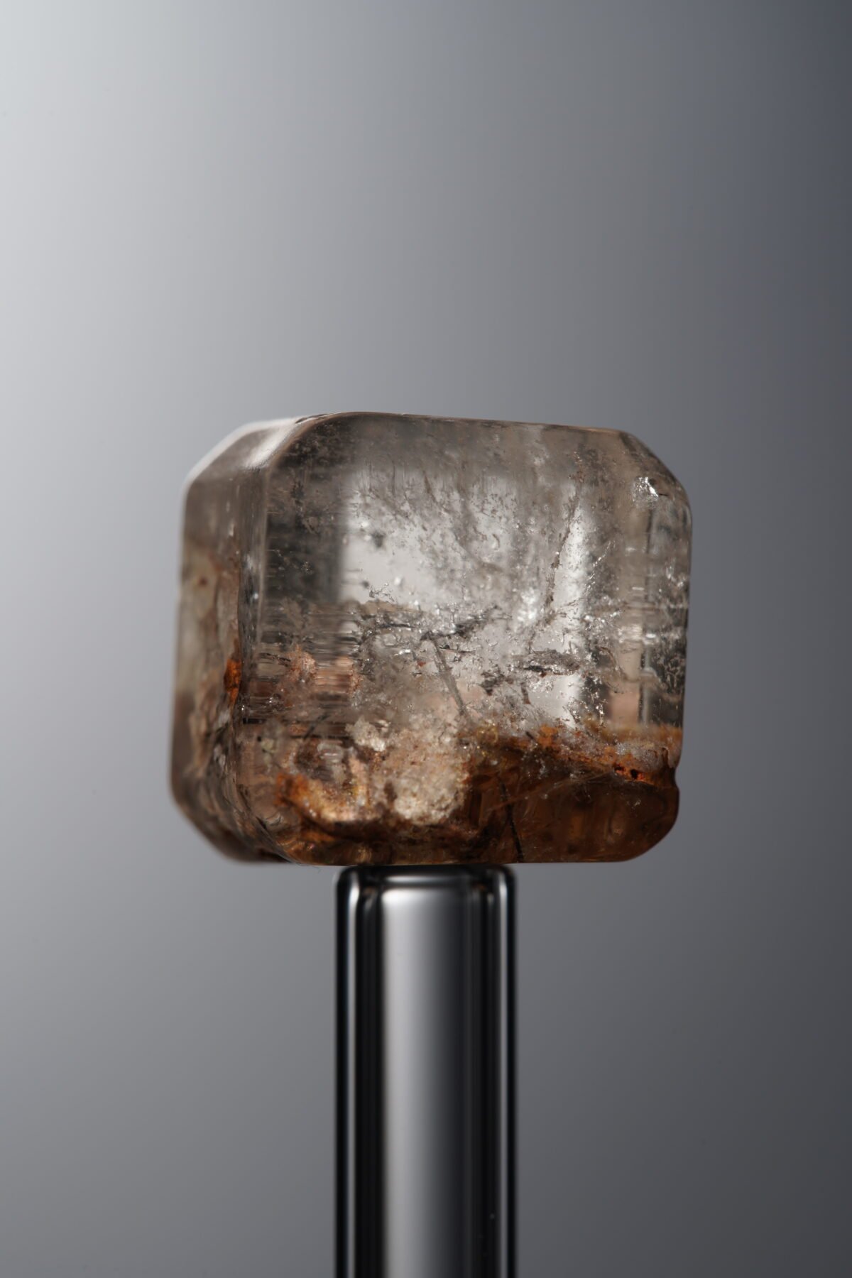 Crystal-Red-Cube-12mm - Image 2