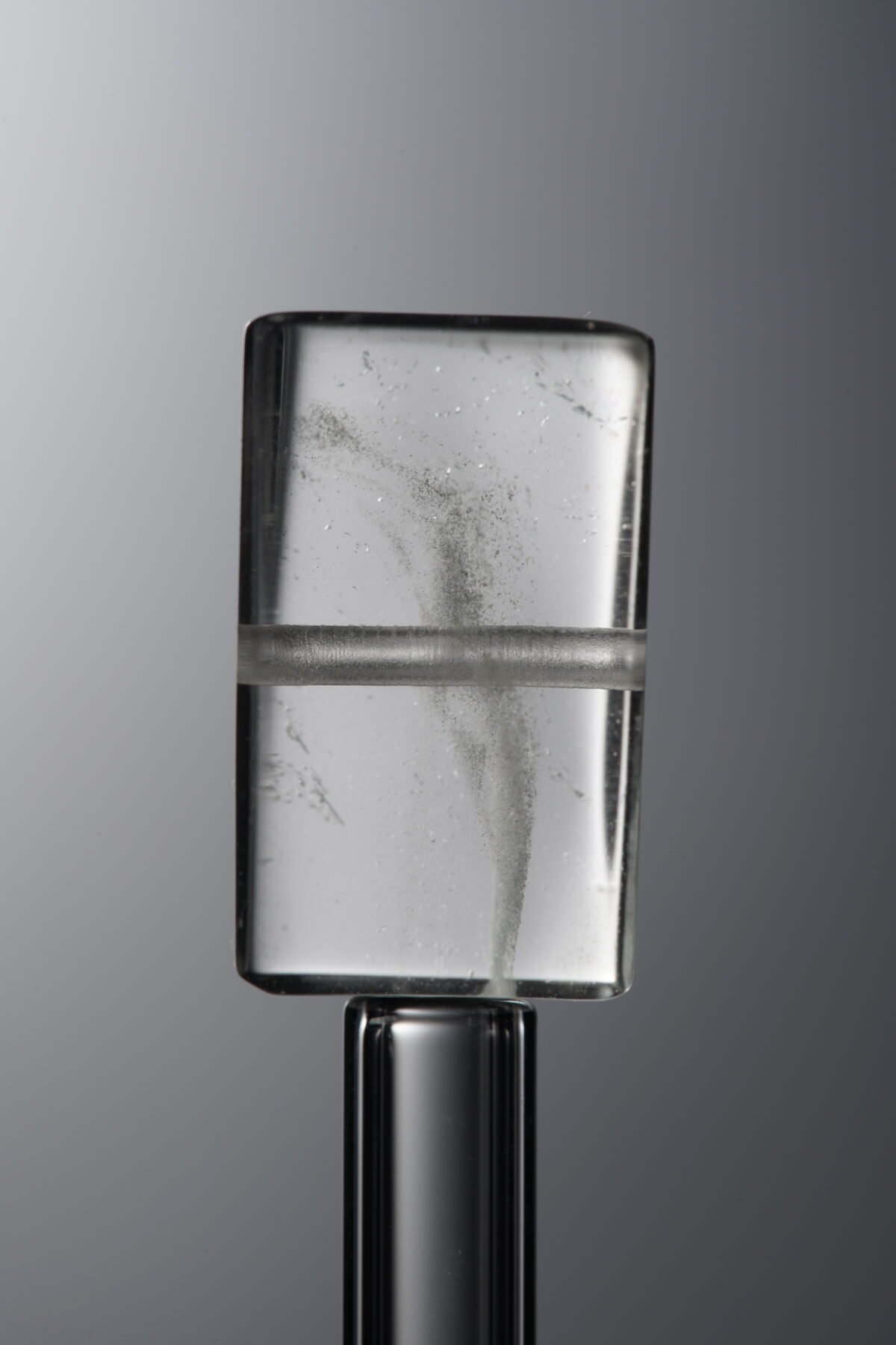 Crystal-White-Long Freeform-18mm - Image 3