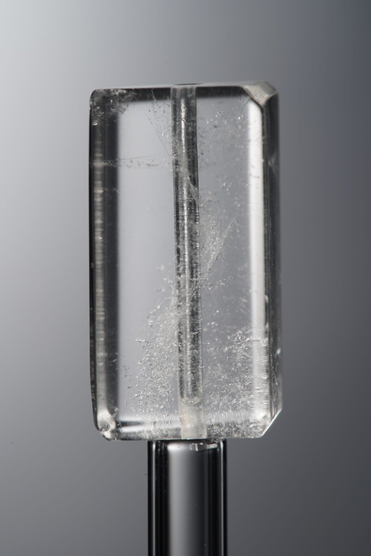 Crystal-White-Long Freeform-22mm - Image 3