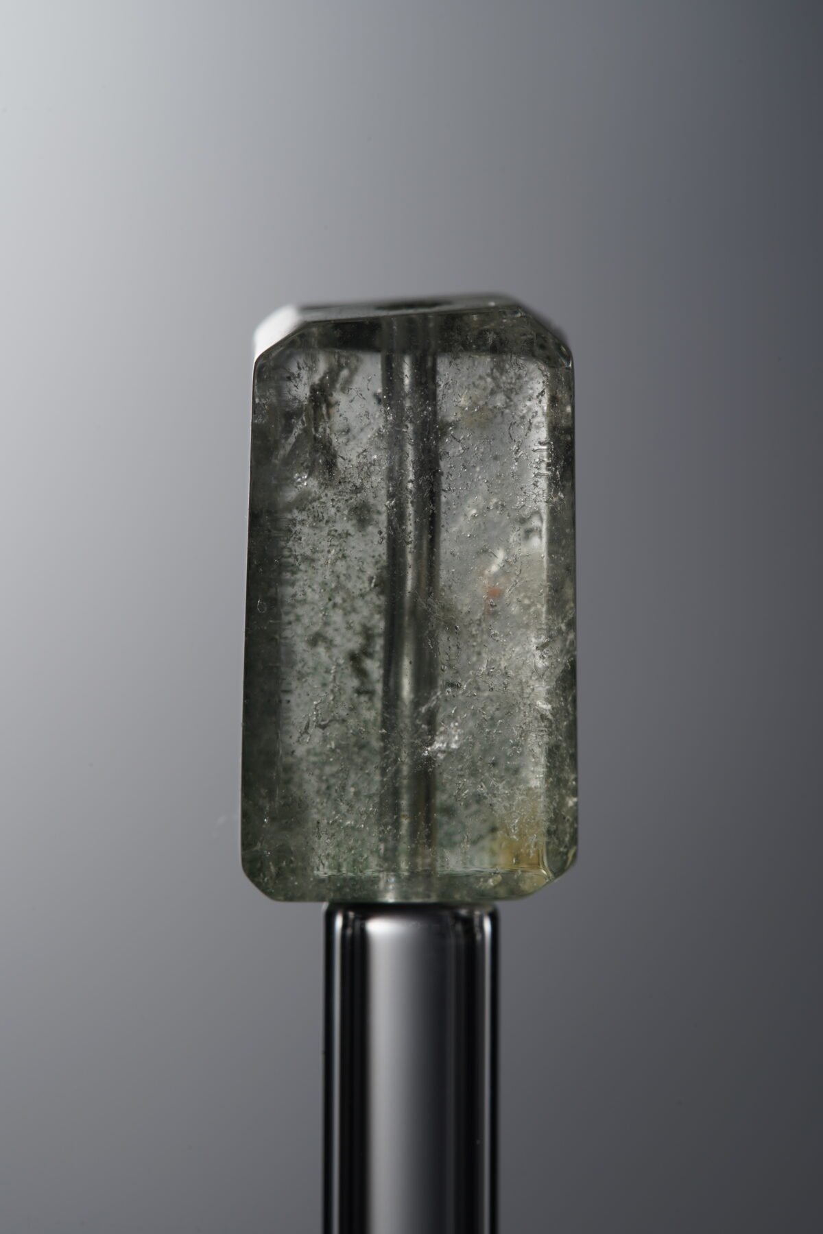 Crystal-Green-Rectangle Plaque-17mm - Image 1