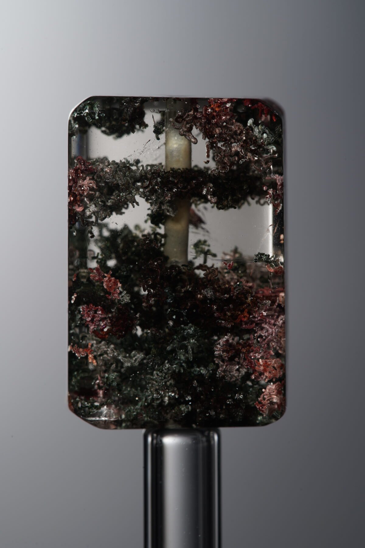 Crystal-Red&Green-Rectangle Plaque-21mm - Image 1