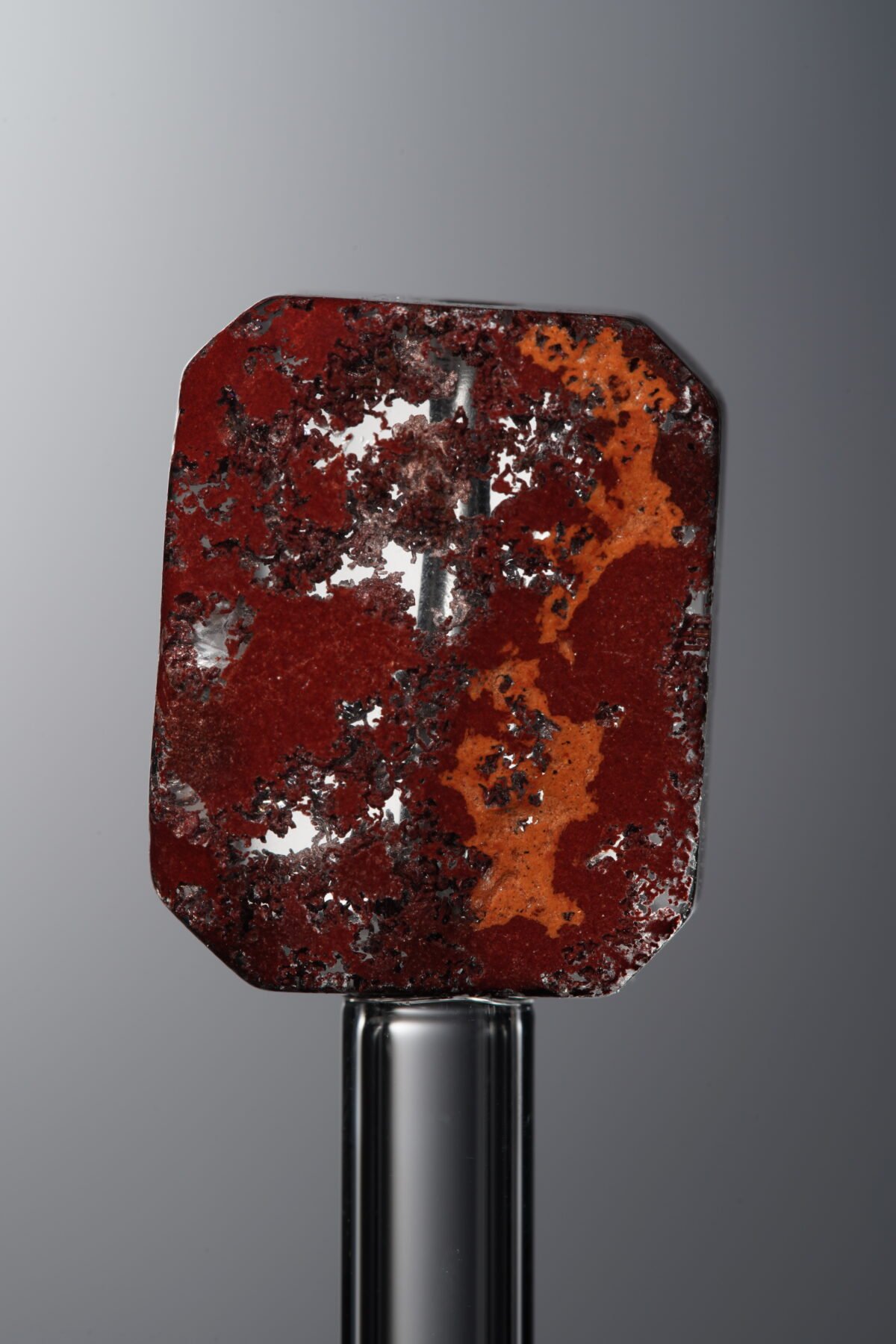 Crystal-Red-Rectangle Plaque-18mm - Image 1