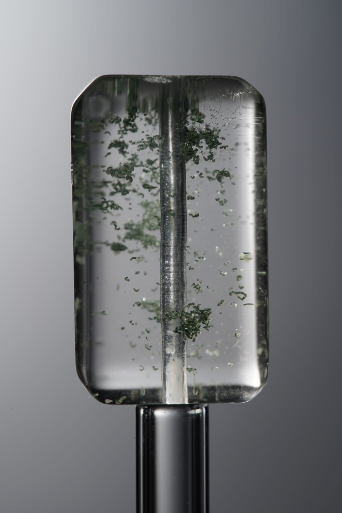 Crystal-Green-Rectangle Plaque-22mm - Image 1