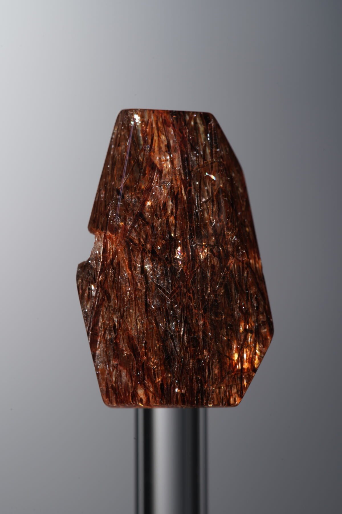 Crystal-Gold&Red-Freeform-20mm - Image 1