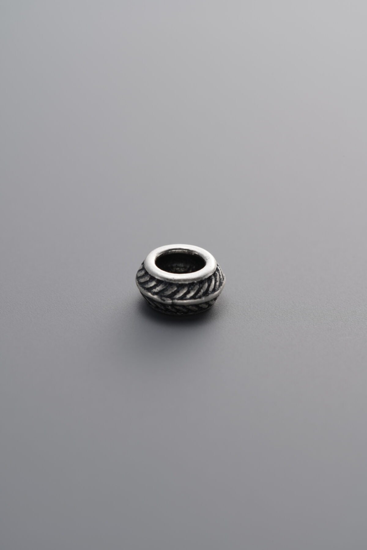 Leaf Pattern Spacer Bead