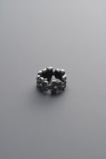 Small Floral Wreath Spacer Bead