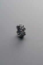 Small Floral Wreath Spacer Bead