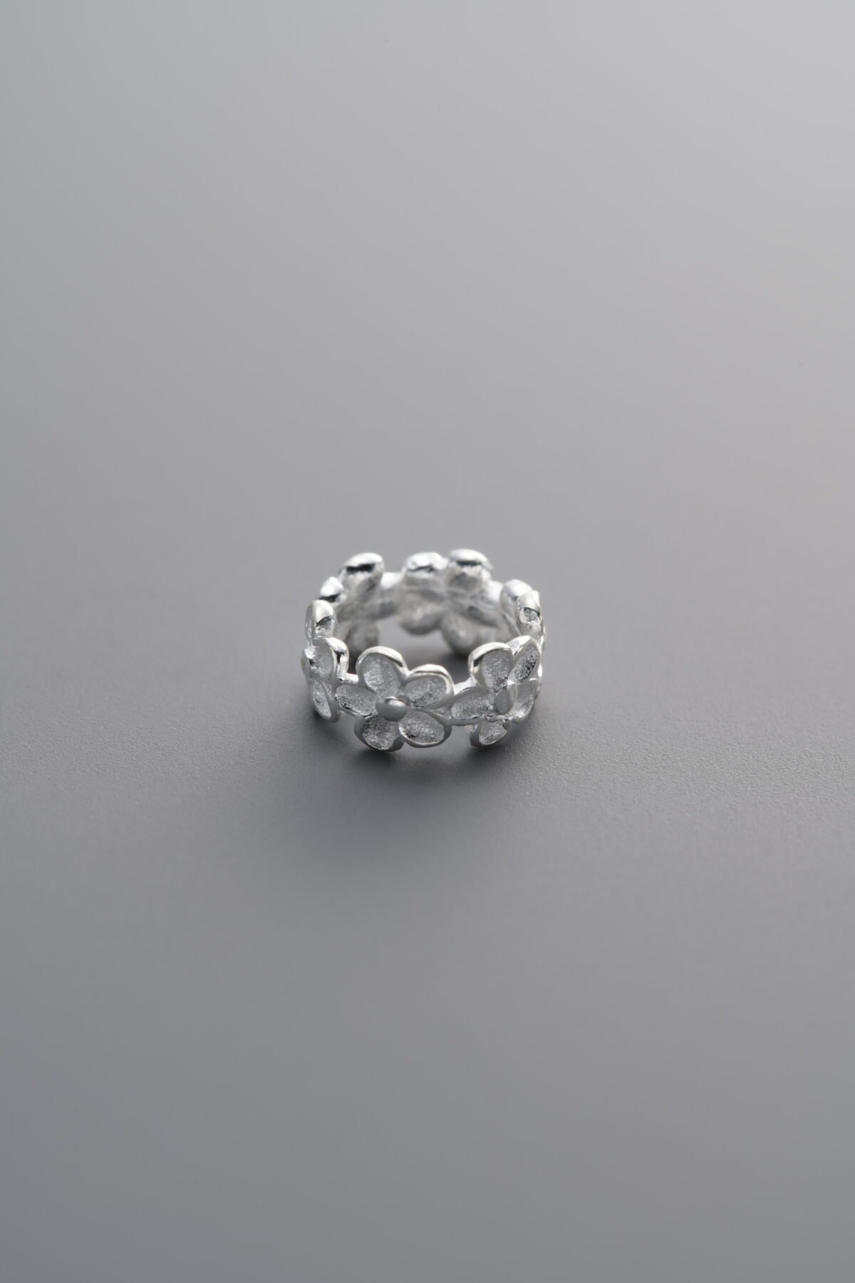 Small Floral Wreath Spacer Bead
