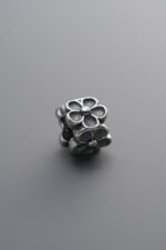 Five-petal Four-sided Flower Spacer Bead