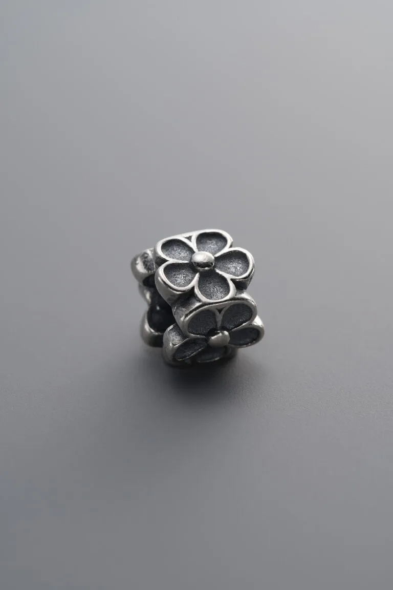 Five-petal Four-sided Flower Spacer Bead
