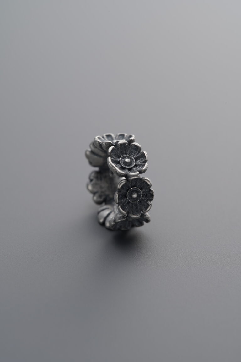 Small Flower Circle Spacer Bead
