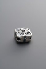 Four-leaf Flower Spacer Bead