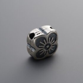 Four-leaf Flower Spacer Bead