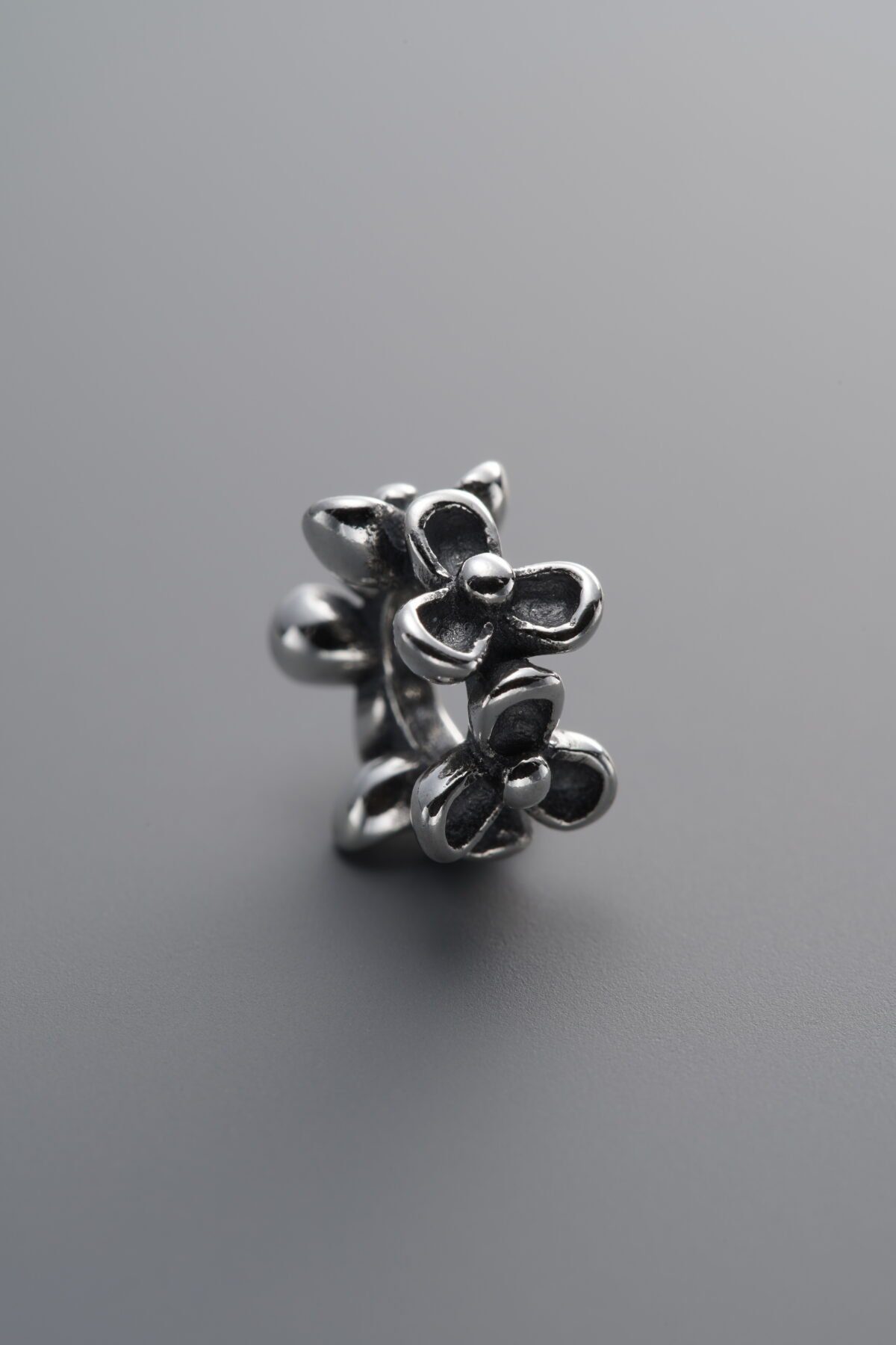 Three-petal Flower Spacer Bead