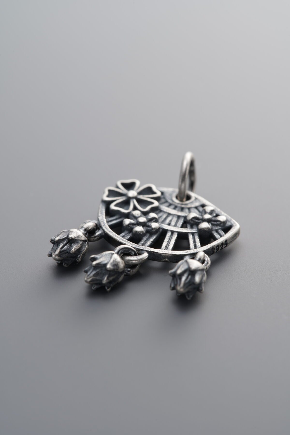 Fan Pendant