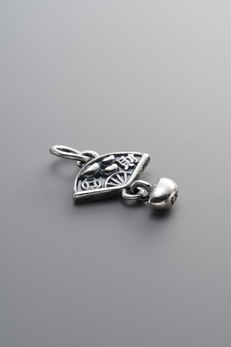 Wealth-attracting Fan Pendant