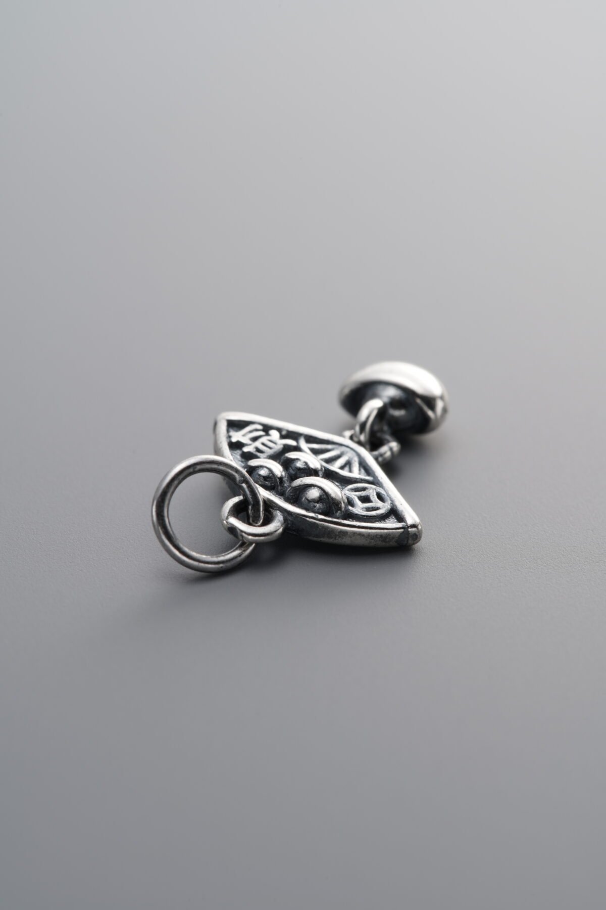 Wealth-attracting Fan Pendant