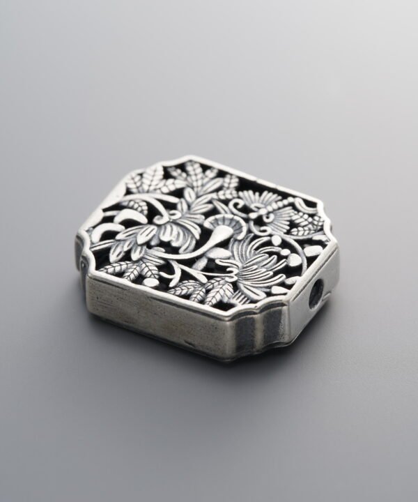 Hollowed-out-carved Square Plate