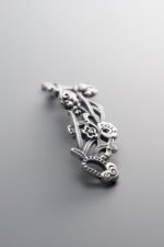 Hollowed-out-carved Hand Plate