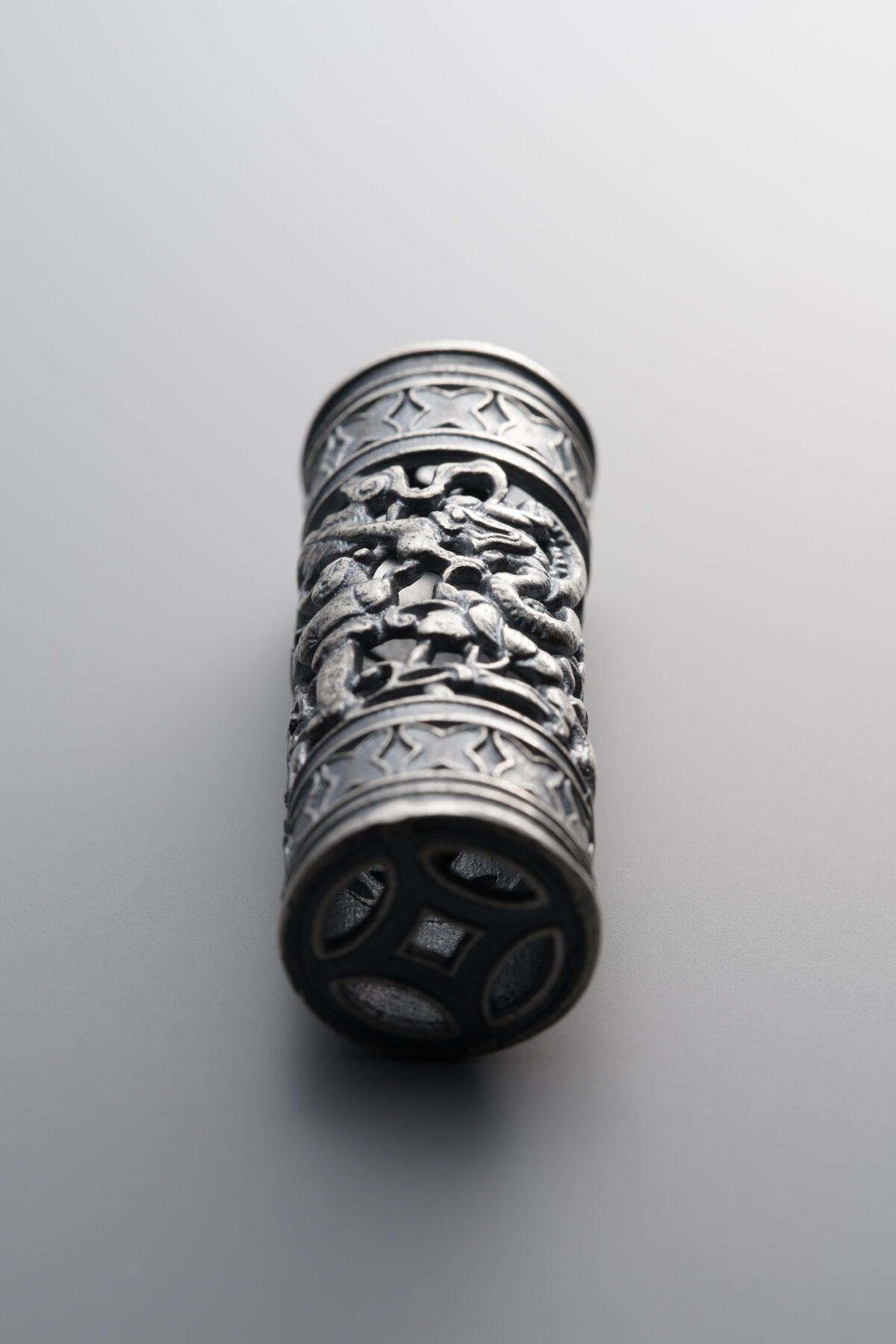 Hollowed-out-carved Barrel Bead