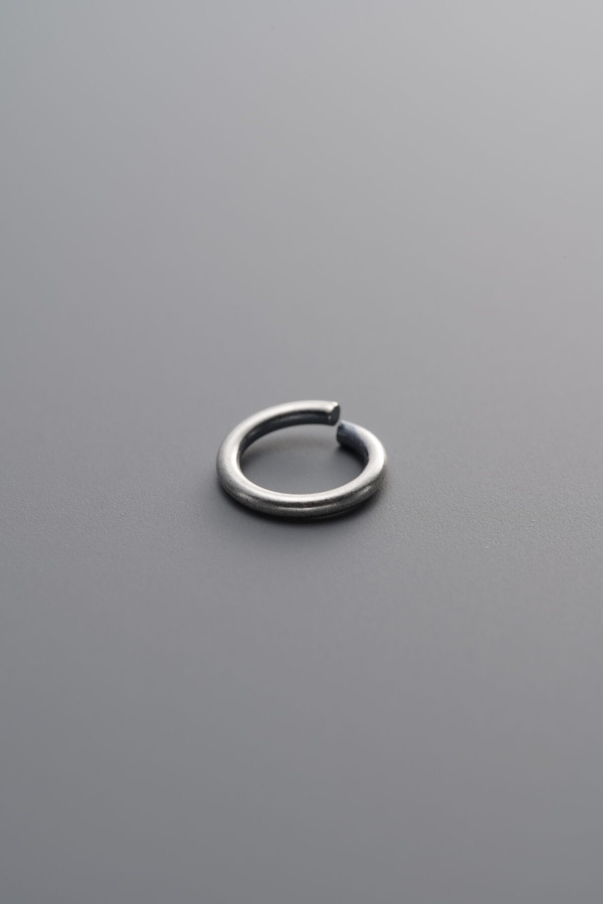 E10-46 (2) 925 Sterling Silver-Antiqued-Open Jump Ring-7mm - Image 1