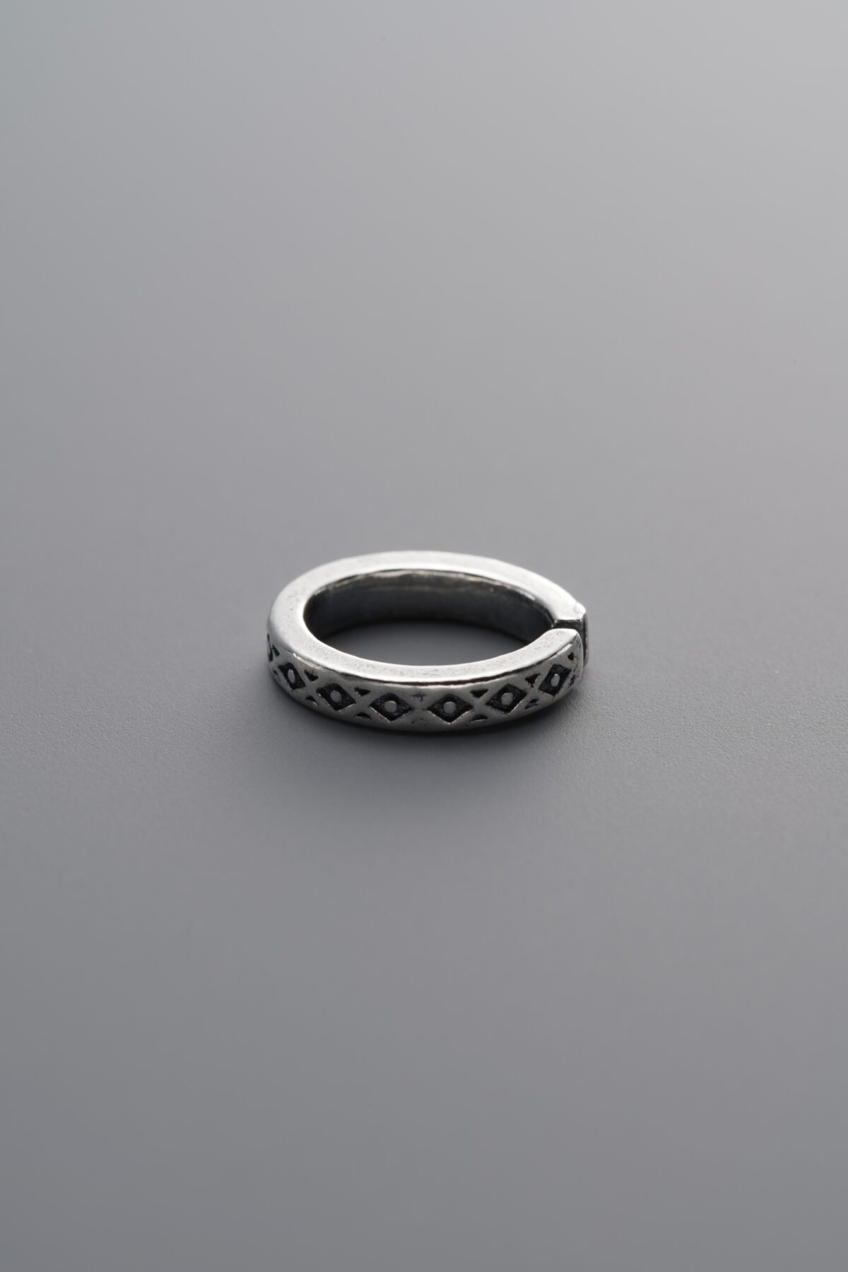 925 Sterling Silver-Antiqued-Open Jump Ring-9mm - Image 1