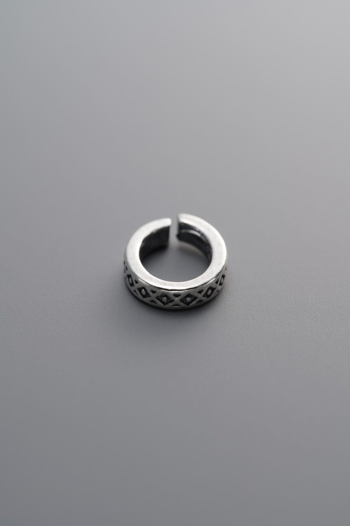 925 Sterling Silver-Antiqued-Open Jump Ring-9mm - Image 2