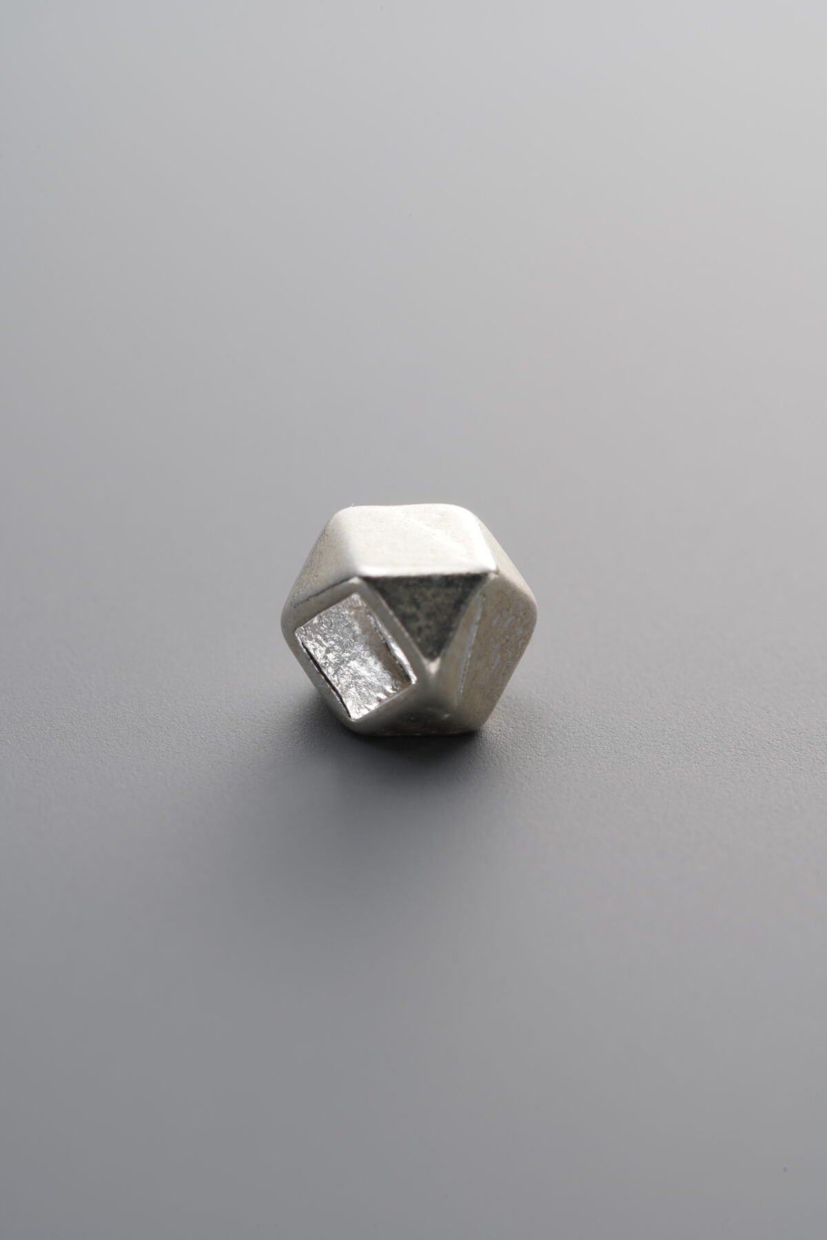 925 Sterling Silver-Bright-Octagonal Silver Chip Bead-5mm - Image 4