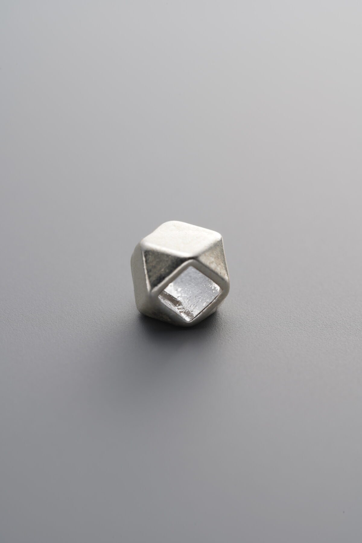 925 Sterling Silver-Bright-Octagonal Silver Chip Bead-5mm - Image 3