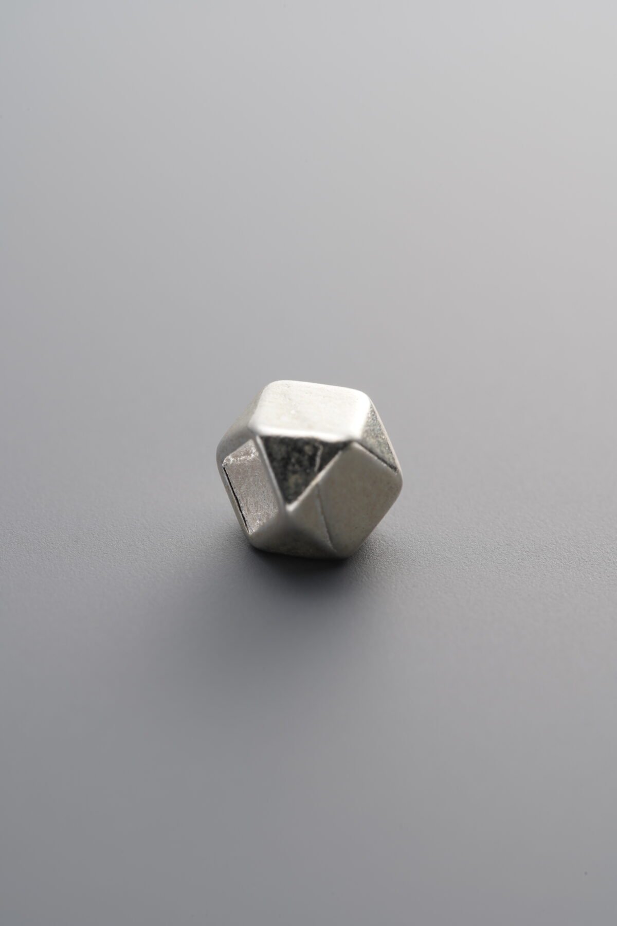 925 Sterling Silver-Bright-Octagonal Silver Chip Bead-5mm - Image 1
