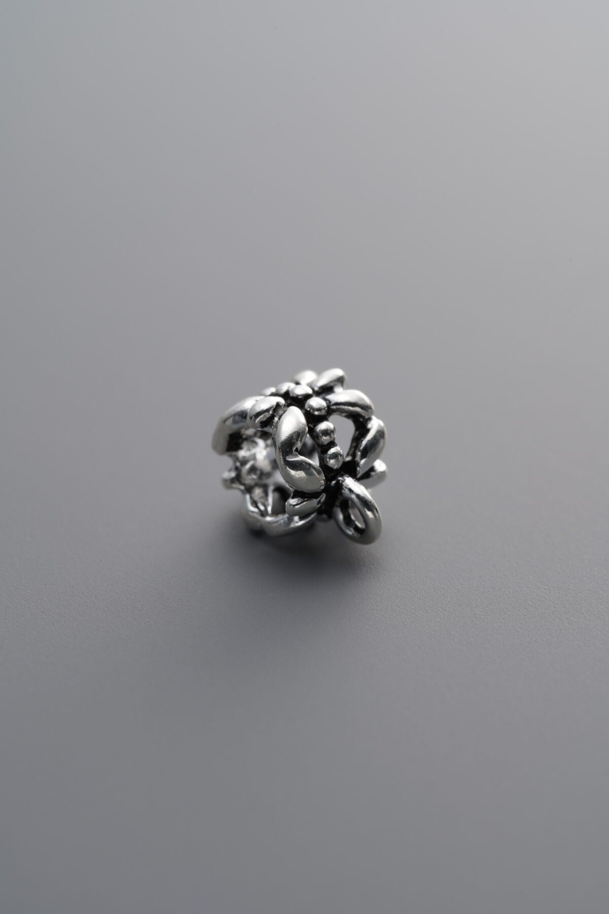 Hollowed-out T-junction Bead