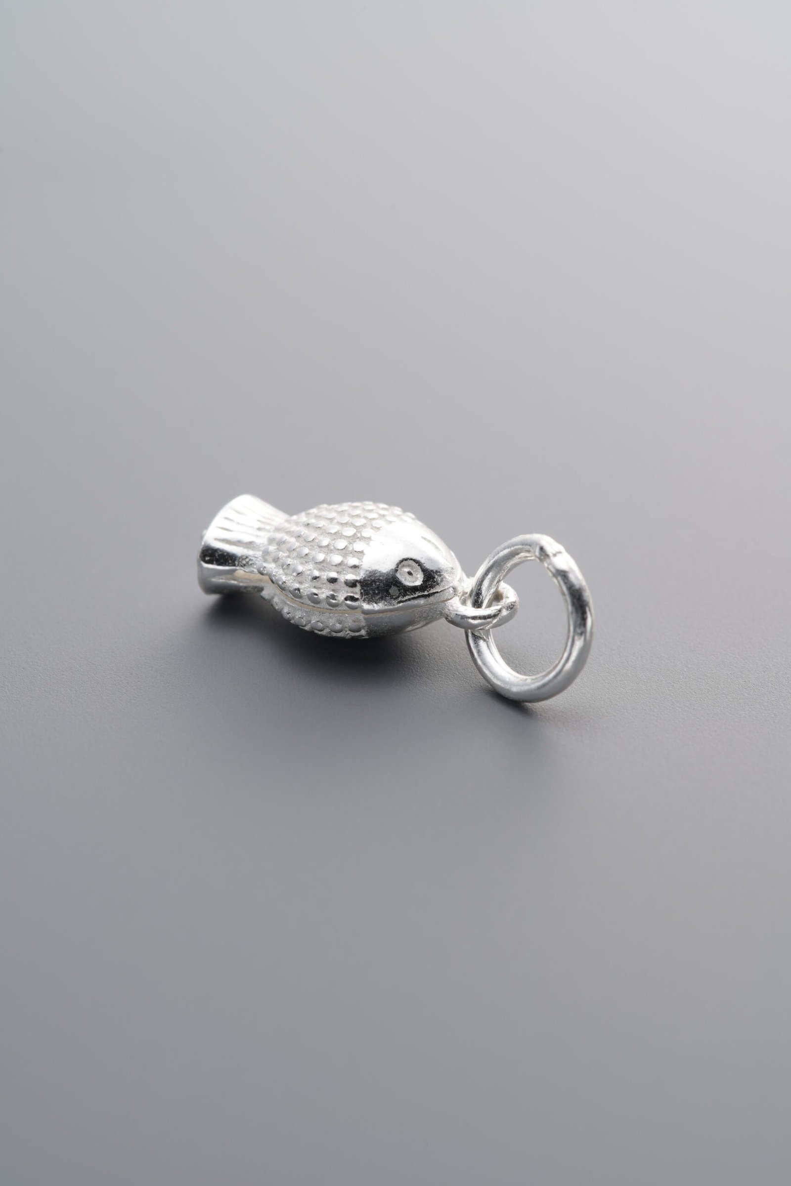 E2-44 (4) Little Fish Pendant