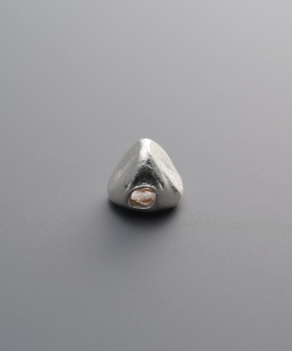 Smooth-surfaced Triangular Spacer Bead