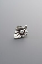 925 Sterling Silver-Antiqued-Leaf Pendant-14mm