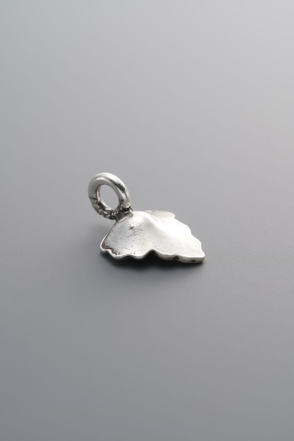 925 Sterling Silver-Antiqued-Leaf Pendant-14mm - Image 2