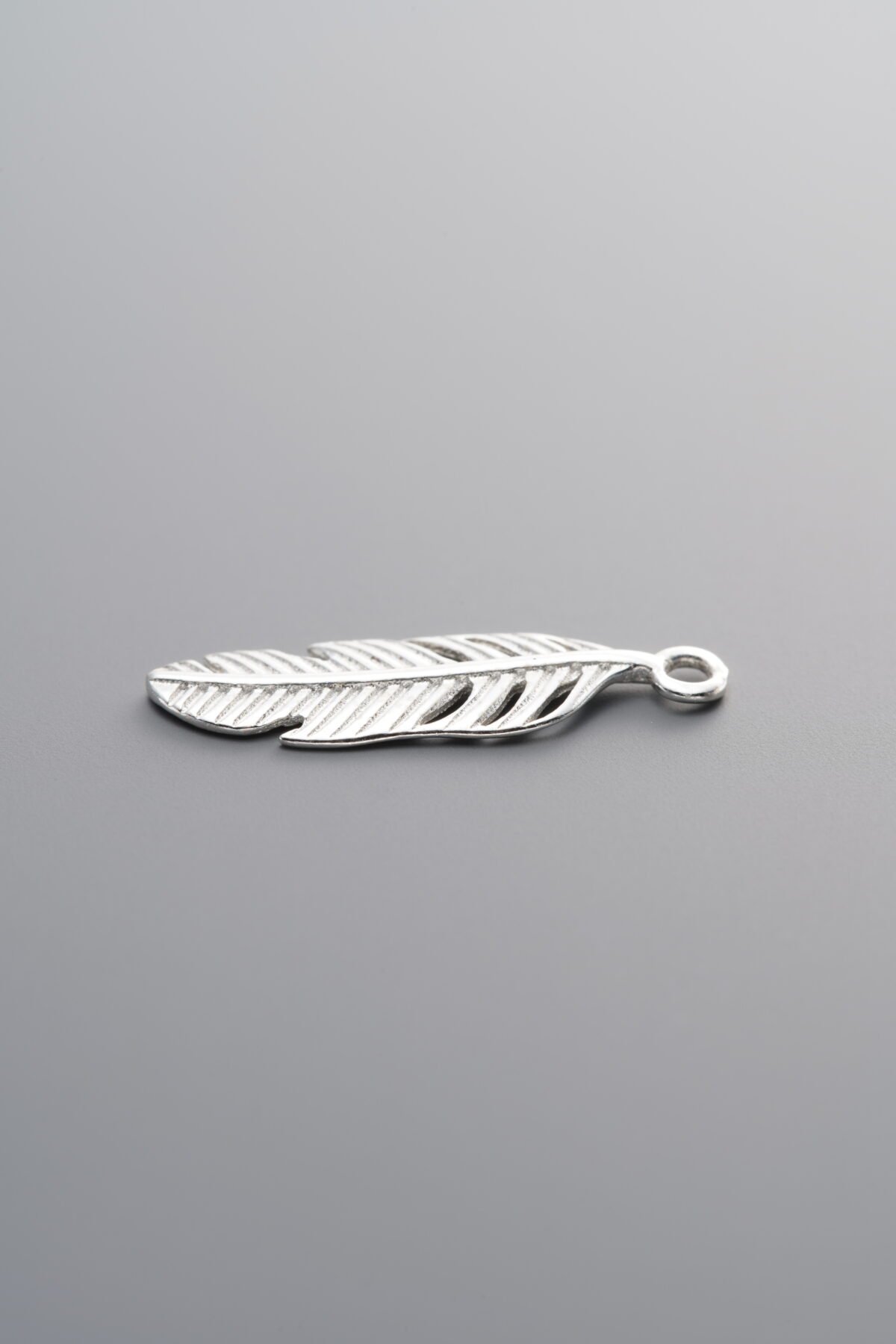 925 Sterling Silver-Bright-Feather Pendant-18mm - Image 2