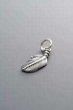 925 Sterling Silver-Antiqued-Feather Pendant-16mm