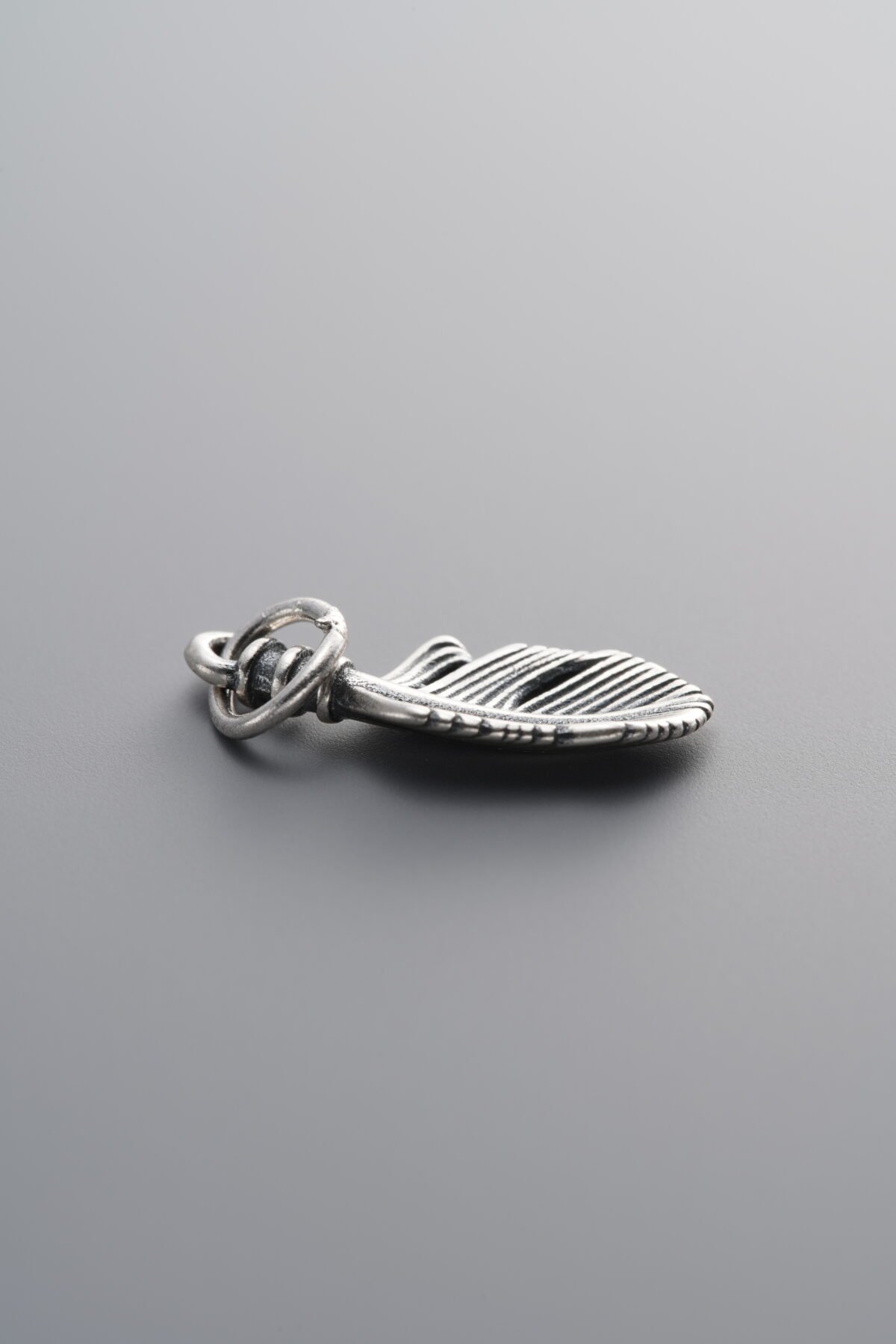 925 Sterling Silver-Antiqued-Feather Pendant-16mm - Image 2