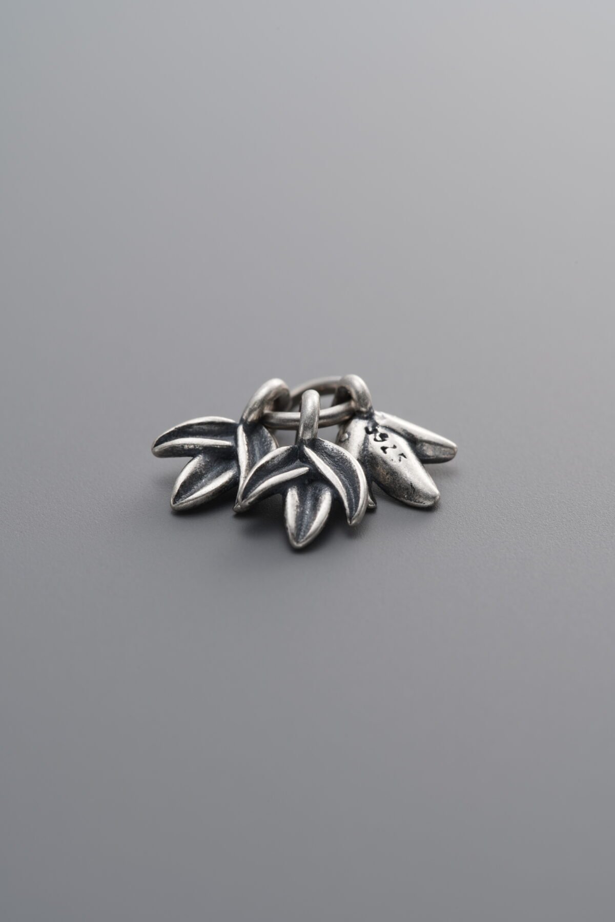 Clover Ring