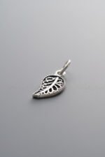 925 Sterling Silver-Antiqued-Leaf Pendant-13mm