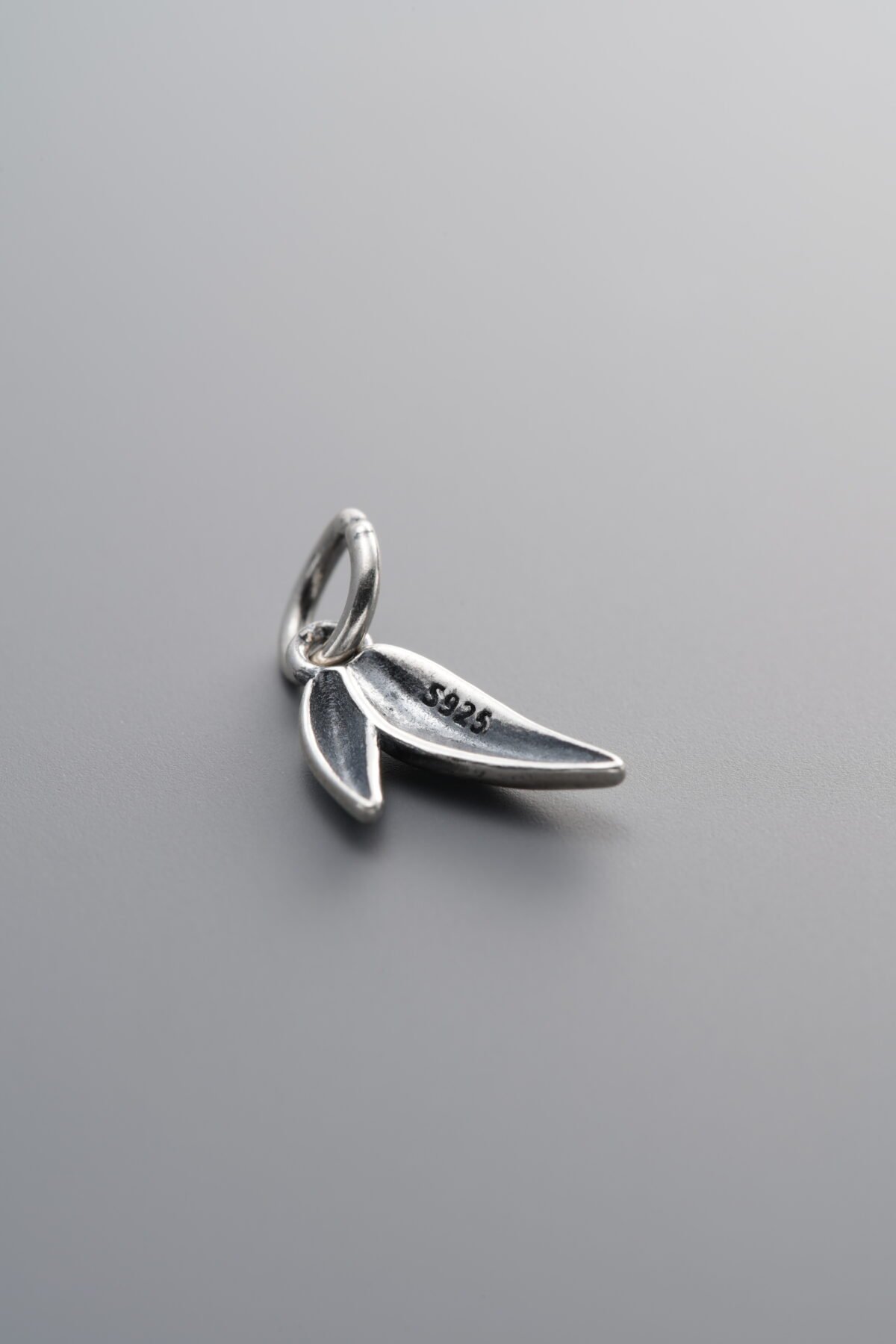 Double Leaf Pendant
