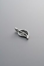 925 Sterling Silver-Antiqued-Leaf Pendant-13mm