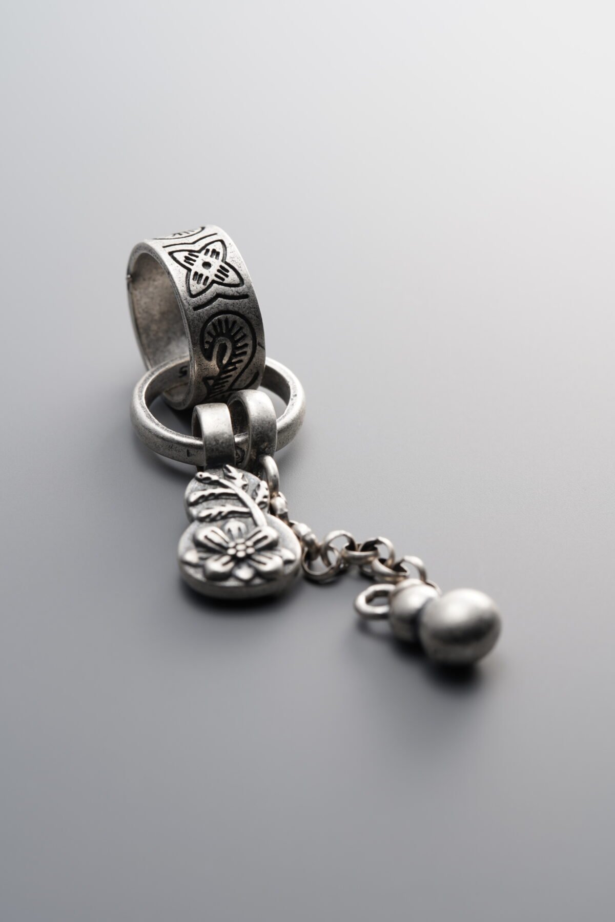 925 Sterling Silver-Antiqued-Circular Gourd Loose Slider Bail Pendant-66mm - Image 1