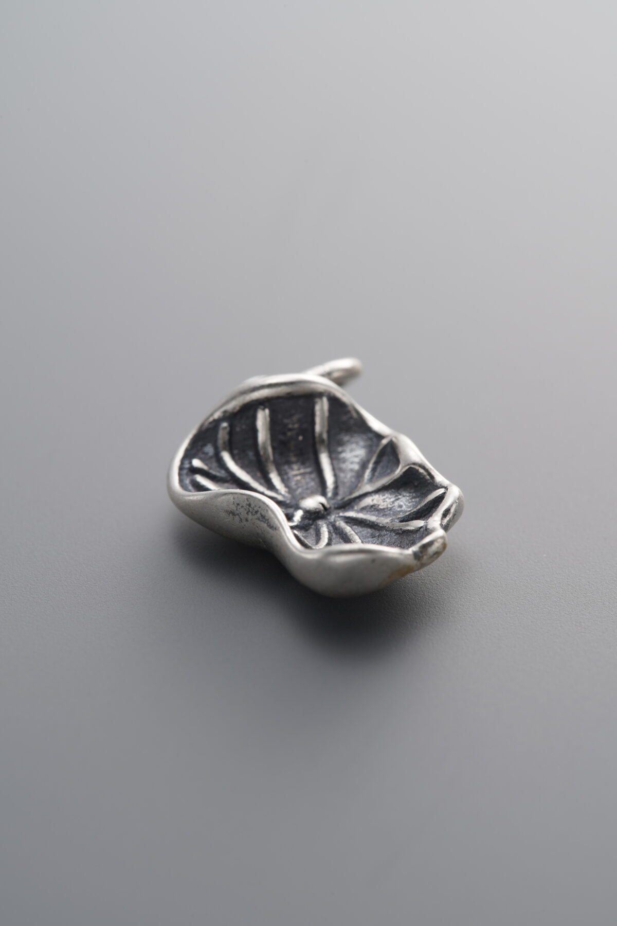 925 Sterling Silver-Antiqued-Lotus Leaf Pendant-15mm - Image 2