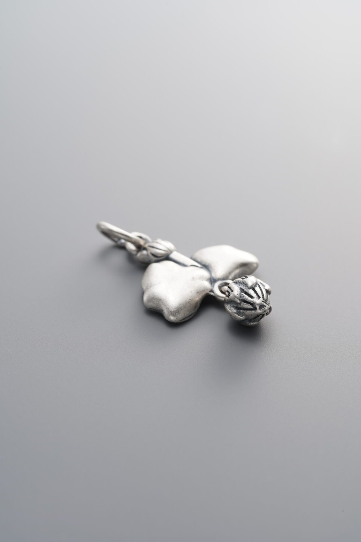 925 Sterling Silver-Antiqued-Lotus Leaf and Lotus Flower Pendant-22mm - Image 2